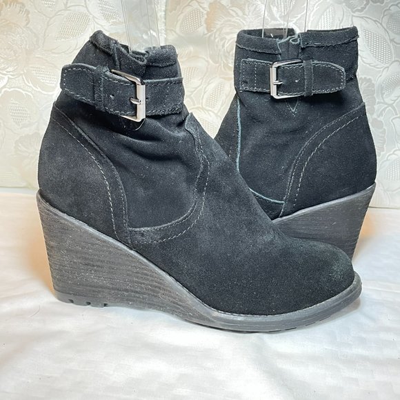 Fergie Trace Wedge Ankle Boots - Picture 4 of 10